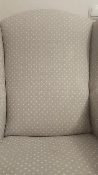 Sillón mecedora lactancia gris estrellas