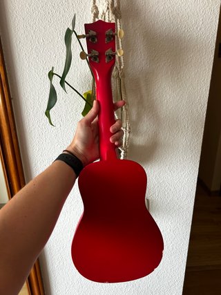 Ukelele Uladelic con diseño tropical