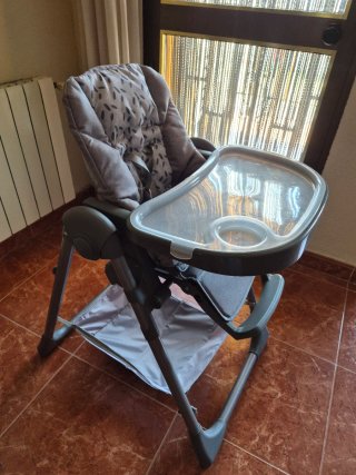 Trona de Bebé. NUEVA.