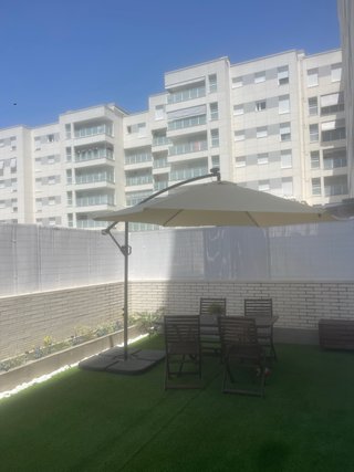 Sombrilla exterior con luz LED