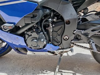 Yamaha R1