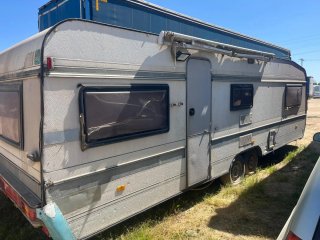 Caravana Hobby Prestige 8m