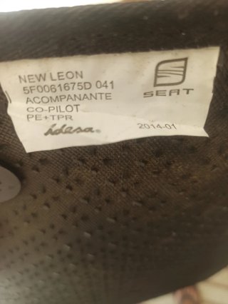 Juego alfombrillas originales del Seat León MK3