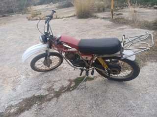 Rieju TT 505 Enduro Roja y Blanca