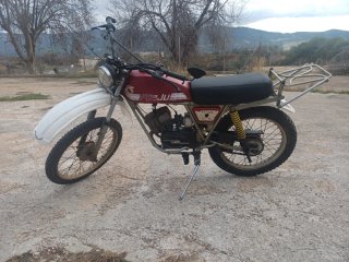 Rieju TT 505 Enduro Roja y Blanca