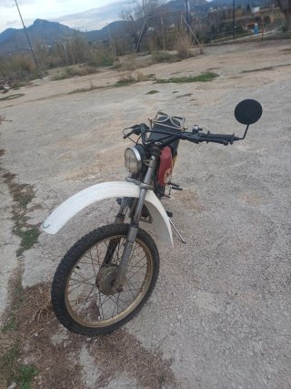 Rieju TT 505 Enduro Roja y Blanca