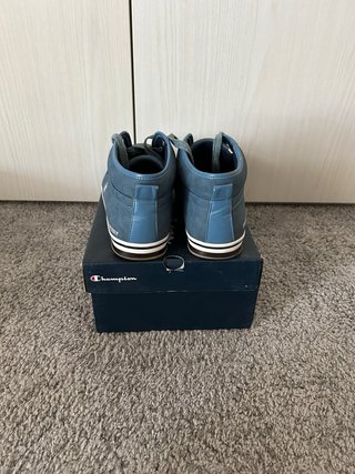 Sneakers Fred Perry Azzurro Carta da Zucchero