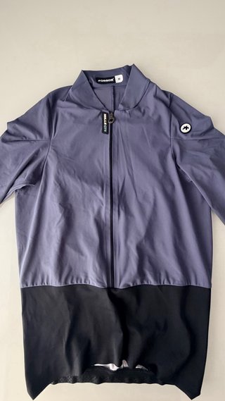 Conjunto Ciclismo Assos Talla M (2 Maillots, 1 Cha