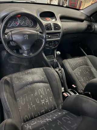 Peugeot 206 2002