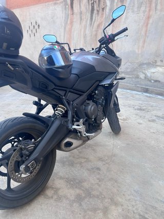 Triumph Tiger Sport 660 Gris