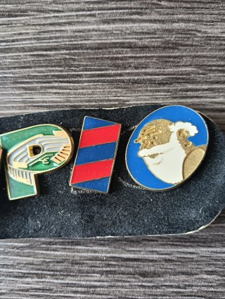 Pins TRICAMPEÓN Sport