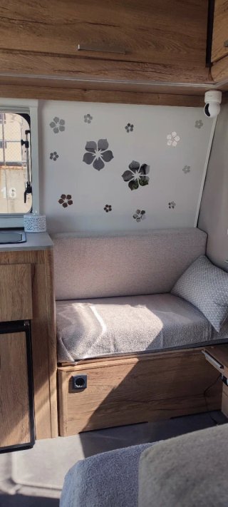 Caravana Bambina Niewiadow N126NN