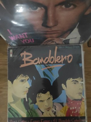 Maxi Single 4 x 24euros