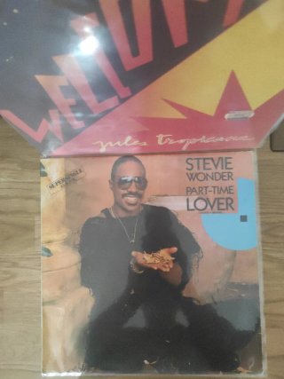 Maxi Single 4 x 24euros