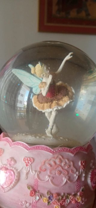 Bola de nieve bailarina con música