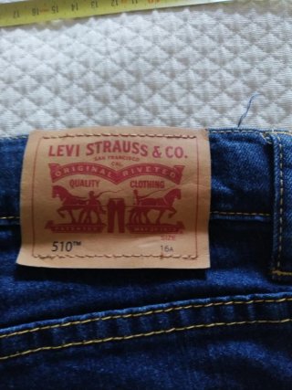 Pantalón Levi's azul Elasticos