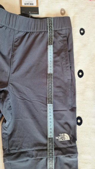 Pantalón The North Face Gris