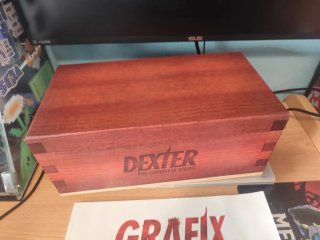 Dexter Complete series dvd más libros de arte
