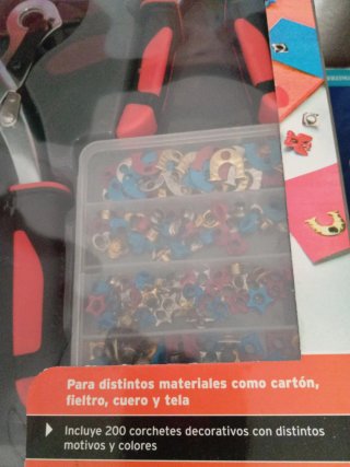 Set Sacabocados y Alicates Ojales Powerfix