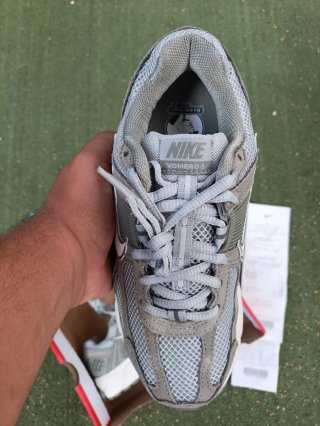 Nike Zoom Vomero 5