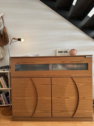 Mesa extensible y aparador nogal (regalo sillas)