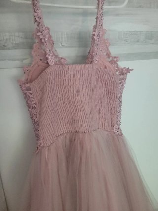 Vestido de fiesta rosa corto