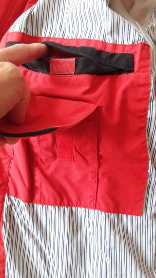Chaqueta cortavientos Peter Cofox Roja