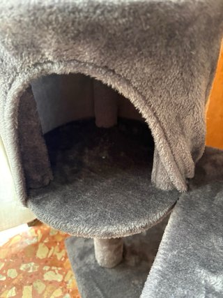 Rascador para gatos de tela y sisal