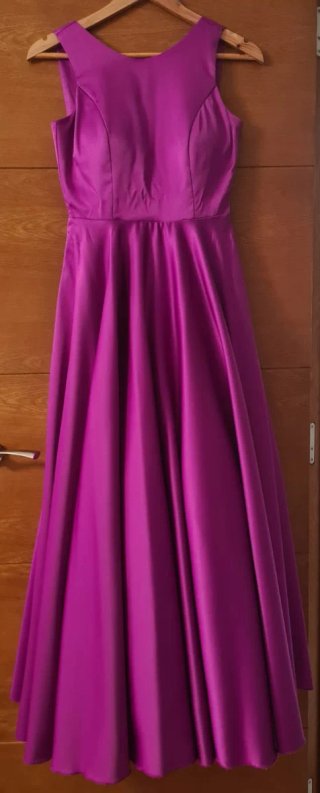 Vestido de fiesta morado