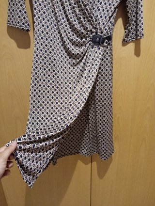 Vestido estampado beige y negro