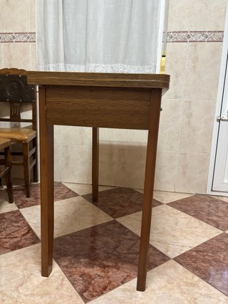 Mesa extensible de madera