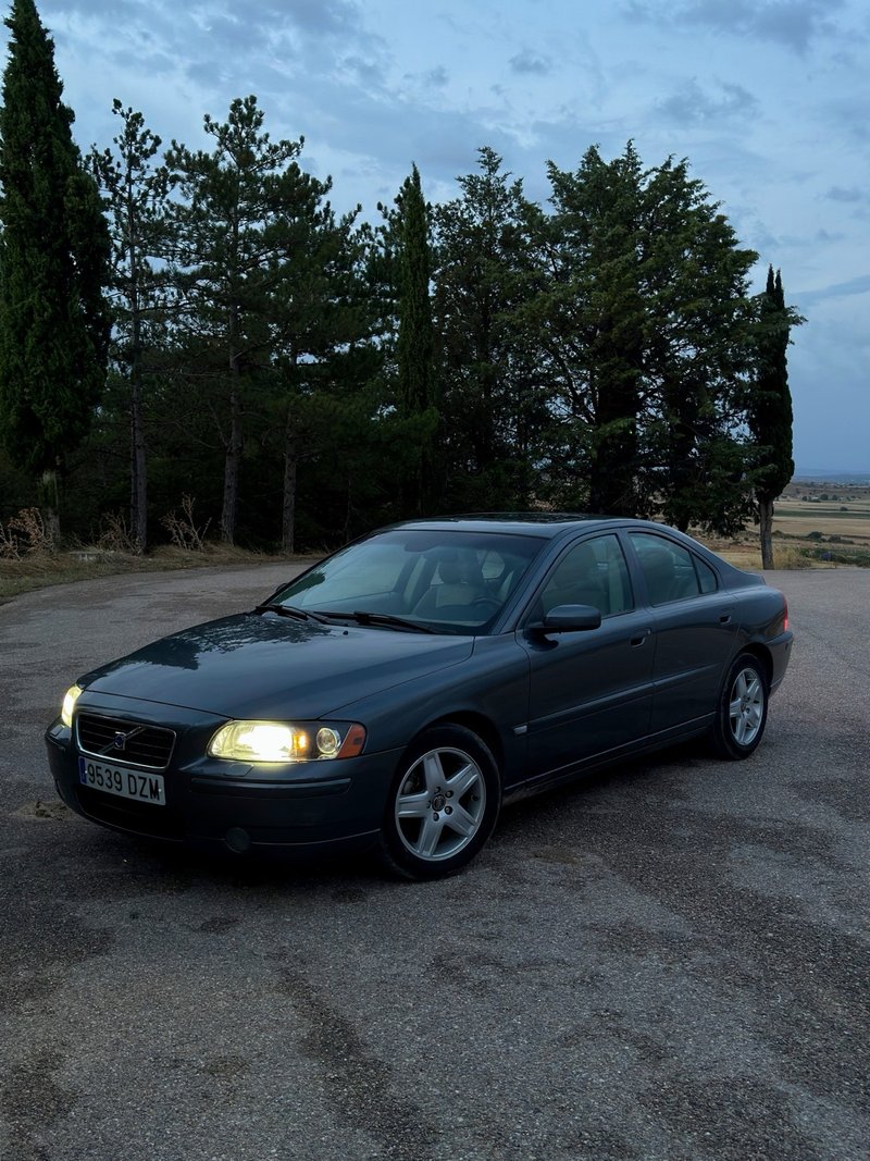 Volvo S60 2006 - foto 1
