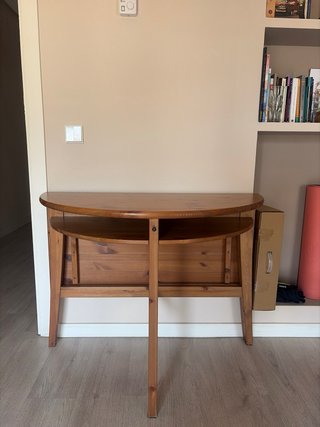 Mesa redonda plegable de madera