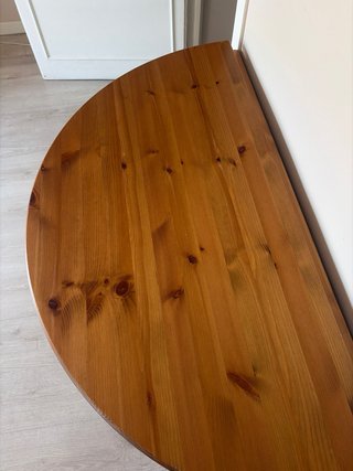 Mesa redonda plegable de madera