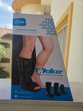 Bota Ortopédica Ajustable en perfecto estado.