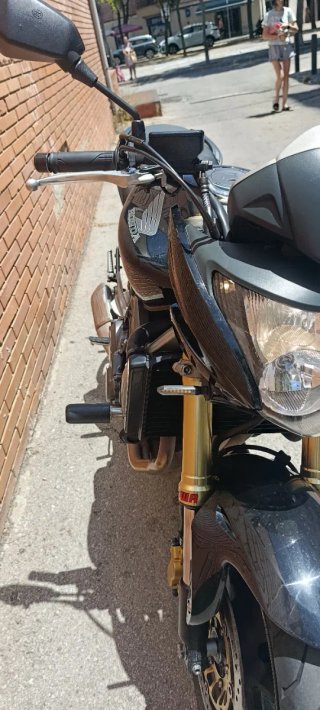 Honda Hornet 600 Negra 2007 78000km