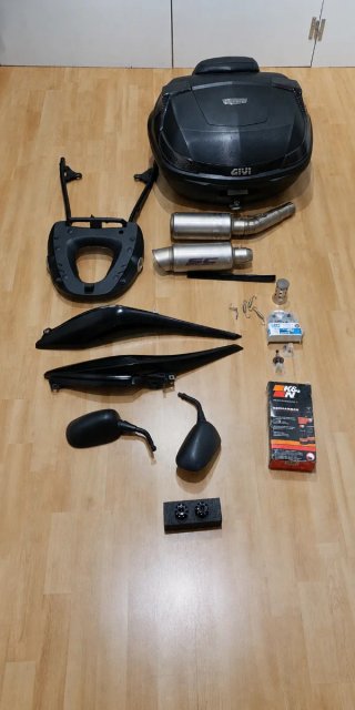 Honda Hornet 600 Negra 2007 78000km