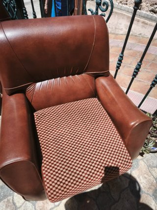 Conjunto 2 sillones marrones