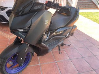 Yamaha X MAX 125