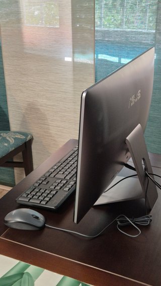 PC ASUS 21.5 i5 8GB-RAM 250GB-SSD GeForce930MX-2GB