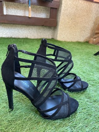 Zapatos de fiesta negros