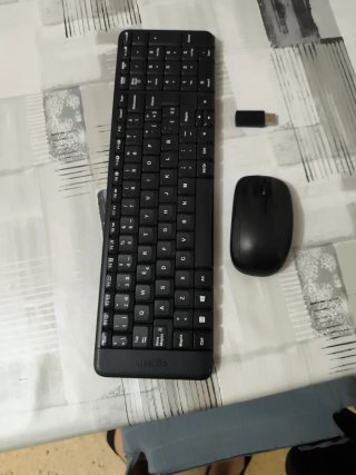 Teclado y Ratón Inalámbrico Logitech MK220