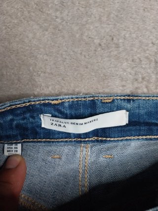 Shorts vaqueros desgastados zara ,talla M(38)