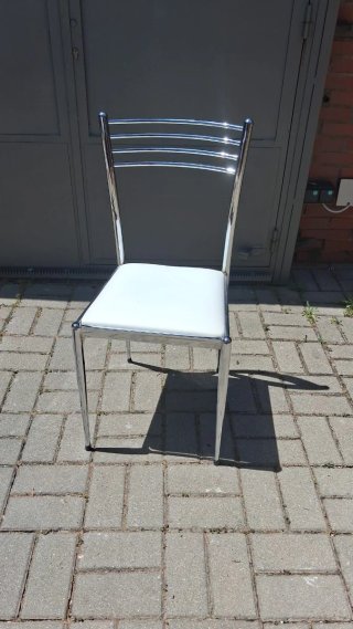 Mesa extensible con 4 sillas
