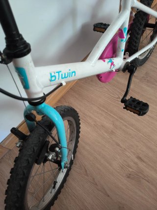 Bicicleta infantil Btwin regalo casco
