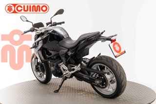 BMW F 900 R