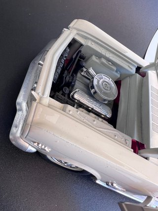 Ford Mustang Convertible 1965 Escala 1:18