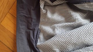 Chaqueta impermeable Justo Gimeno azul plomizo.