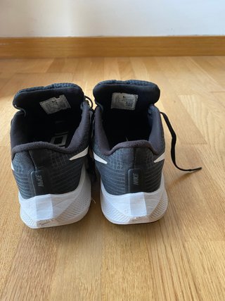 Nike Air Zoom Pegasus 39 Negro/Blanco