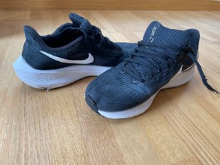 Nike Air Zoom Pegasus 39 Negro/Blanco